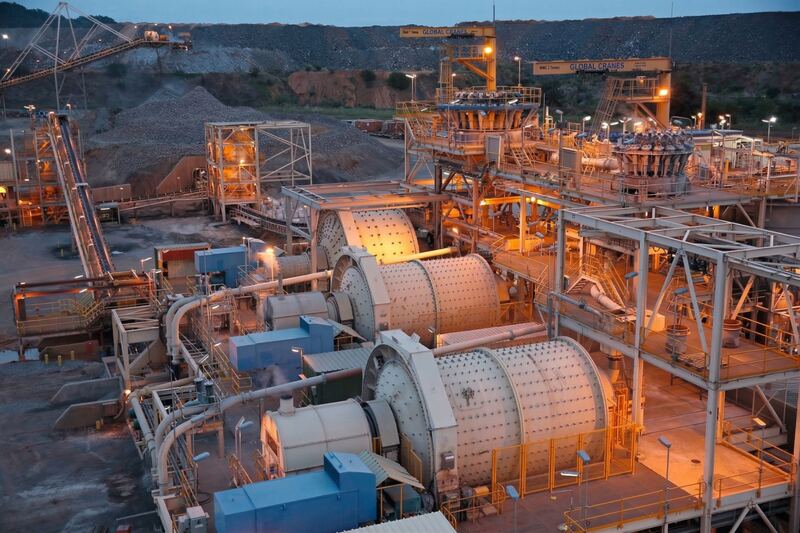 Minería, Metales y Cementos